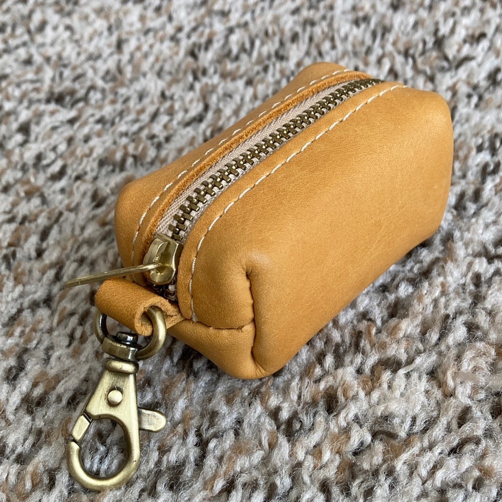 PLG sunflower dopp keychain